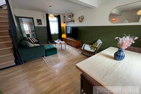3 bedroom terraced house for sale, Alexandra Road - Pentre