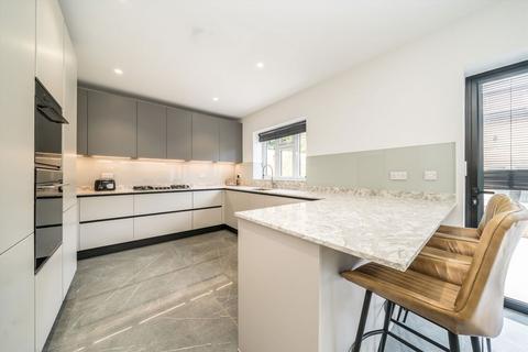 7 bedroom semi-detached house for sale, Raeburn Avenue, Surbiton KT5