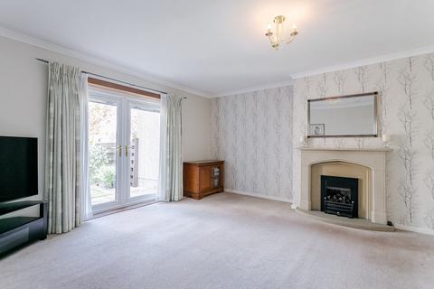 14 Broompark Road, Edinburgh, EH12 7JZ