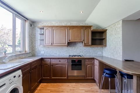 14 Broompark Road, Edinburgh, EH12 7JZ