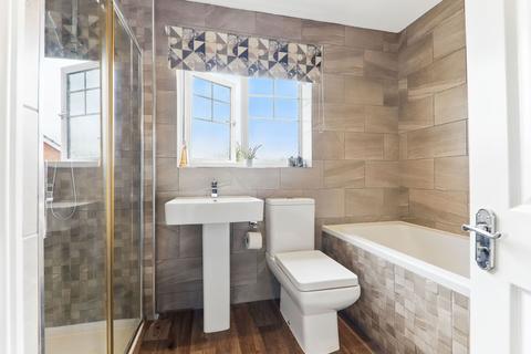 4 bedroom detached house for sale, Balmoral Drive, Leeds LS26