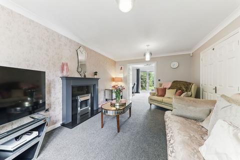 5 Balmoral Drive, Methley, Leeds, LS26 9LE