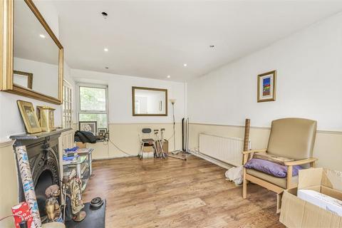 undefined, Stourhead Close, SW19