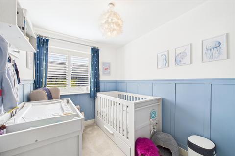 2 Clater Grove, Warfield, Bracknell, RG42 6DW