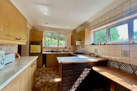 5 bedroom house for sale, Chiltern Close, Poole