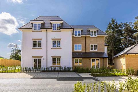2 bedroom flat for sale, St Leonard’s, Ringwood, BH24 2NR