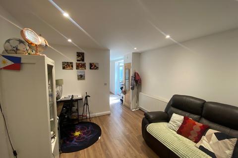 1 bedroom flat for sale, Christchurch Road, Bournemouth BH7