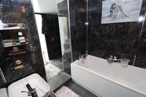 3 bedroom semi-detached bungalow for sale, Woodburn Square, Whitley Lodge, Whitley Bay, NE26 3JD