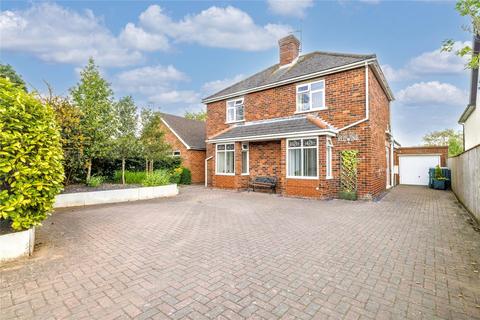 3 bedroom detached house for sale, Ledbury Road, Ross-on-Wye, Herefordshire, HR9