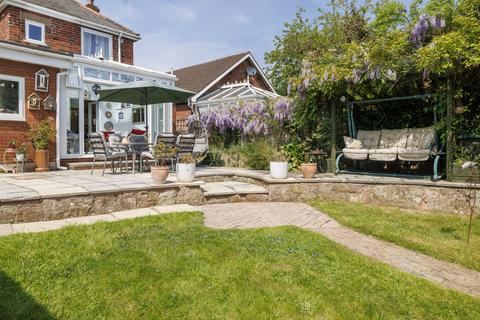 3 bedroom detached house for sale, Ledbury Road, Ross-on-Wye, Herefordshire, HR9