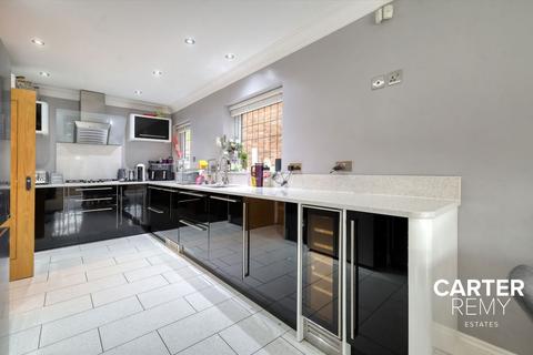 4 Alexander Road, Langdon Hills, Basildon, SS16 6HD