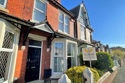 2 bedroom apartment for sale, Westwood Road, Lytham, FY8