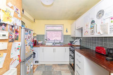 1 bedroom apartment for sale, Azalea Close, Hanwell