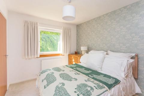 4/5 Belhaven Place, Edinburgh, EH10 5JN