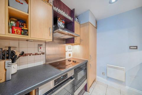1 bedroom flat for sale, Smugglers Way, Putney, London, SW18