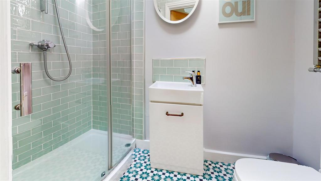 Brooklands-Terrace-Bathroom.jpg