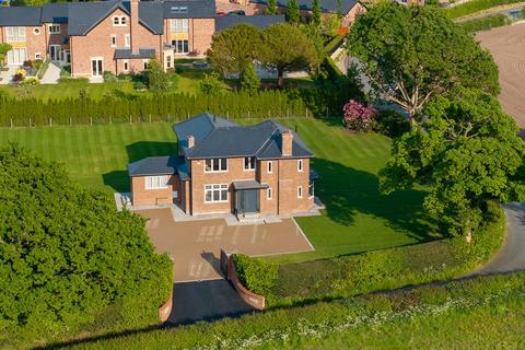 4 bedroom house to rent, Crouchley Lane, Lymm WA13
