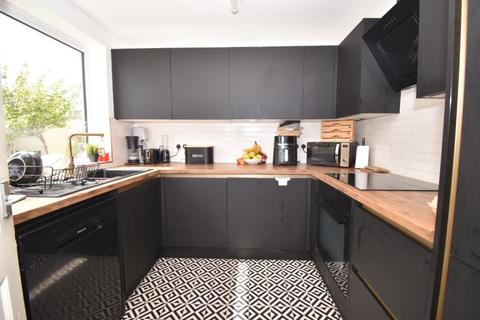 7, Chichester House Coates Road, Exeter, EX2 5RP