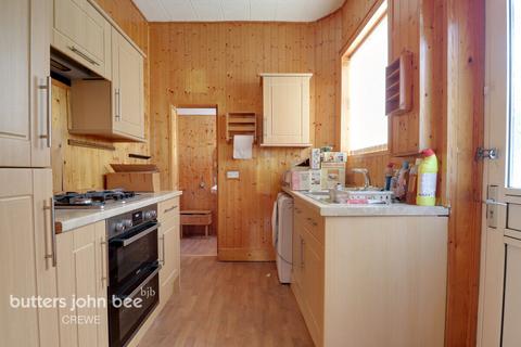 2 bedroom terraced house for sale, Hammond Street, Crewe