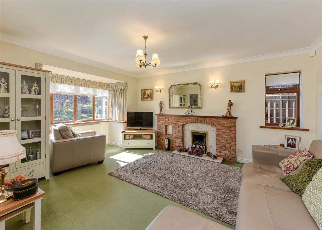 5 Old Farm Meadow-lounge.jpg