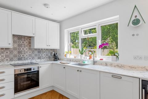 64 Station Avenue, Epsom, KT19 9UG