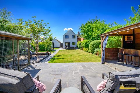 4 bedroom semi-detached house for sale, Lentons Lane, Aldermans Green, Coventry