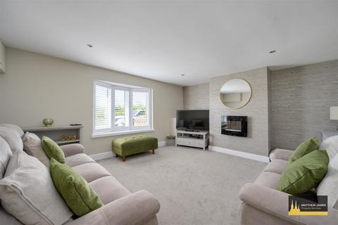 4 bedroom semi-detached house for sale, Lentons Lane, Aldermans Green, Coventry
