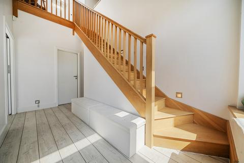 Coach House, The Gorse Manor Park, Chislehurst, BR7 5QD
