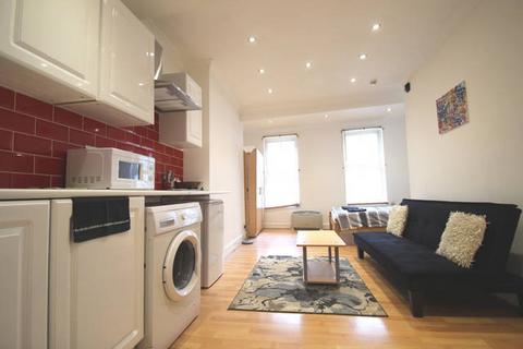 undefined, Goswell Road, London EC1M