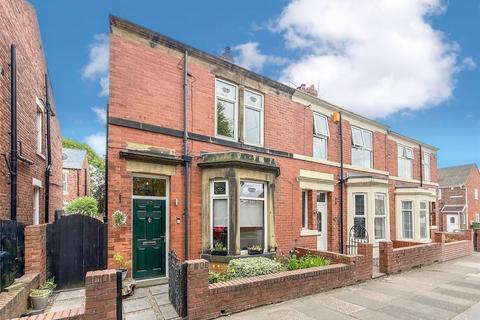 4 bedroom end of terrace house for sale, Coleridge Avenue, Low Fell, Gateshead, NE9