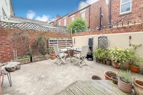 4 bedroom end of terrace house for sale, Coleridge Avenue, Low Fell, Gateshead, NE9