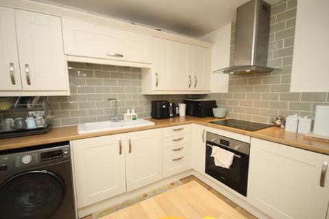 2 bedroom semi-detached house for sale, Rennie Close, Stretford, M32 0ST