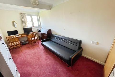 2 bedroom retirement property for sale, Arkle Court, The Holkham, Vicars Cross, Chester, CH3