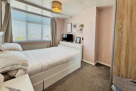 54 Ascot Drive, Wibsey, Bradford, BD7 4NN
