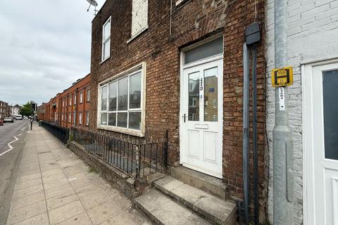 2 bedroom flat to rent, Norwich Road, Wisbech