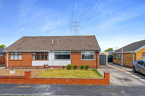 2 bedroom bungalow for sale, Oakdene Avenue, Woolston, WA1