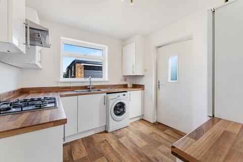 2 bedroom bungalow for sale, Oakdene Avenue, Woolston, WA1