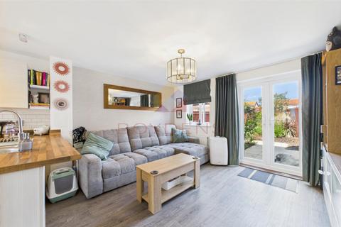 2 bedroom terraced house for sale, Skippers Way, Walton On The Naze CO14