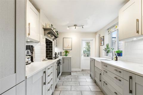 185 Eardley Road, London, SW16 5TQ