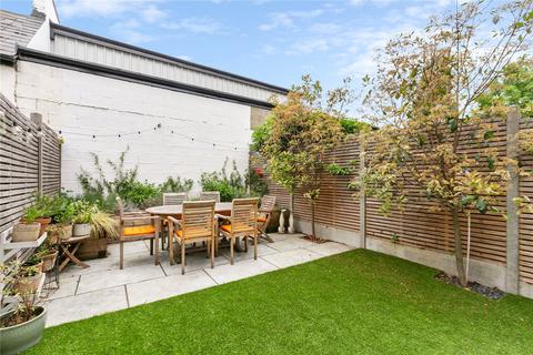 185 Eardley Road, London, SW16 5TQ