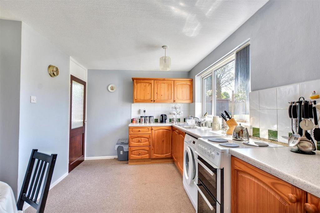 Kitchen 3.jpeg