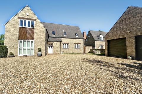 4 bedroom detached house for sale, St Julians Close, South Marston, South Marston, SN3
