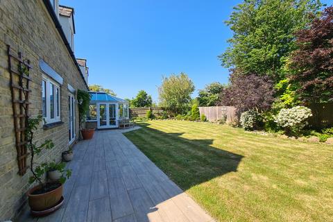 4 bedroom detached house for sale, St Julians Close, South Marston, South Marston, SN3