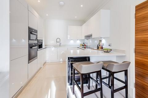 2 bedroom flat to rent, Palace Wharf, W6
