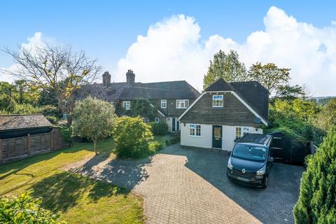 6 bedroom end of terrace house for sale, Lunsford Lane, Larkfield, Aylesford