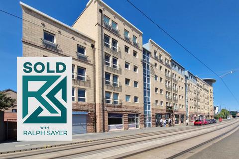12/10 Constitution Street, Edinburgh, EH6 7BT