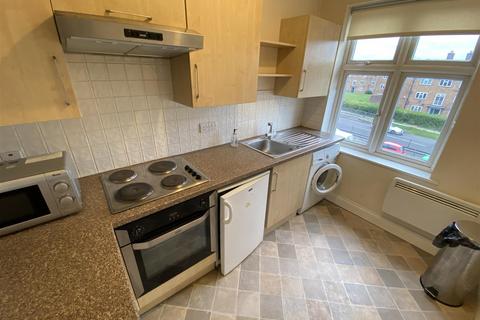 1 bedroom flat to rent, 1 Bedroom Apartment with outside space Mill Hill NW7