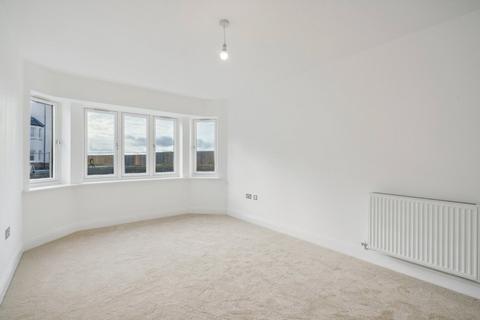 2 bedroom apartment for sale, Elmdale, Heyford Park, Upper Heyford, Bicester, OX25