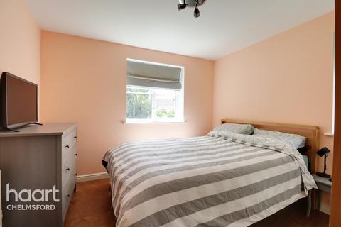 3 Goodwin Close, Chelmsford, CM2 9GX