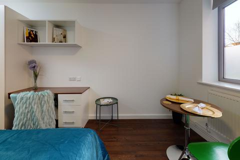 Studio to rent, Standard Studio, Park House, Luton, LU1